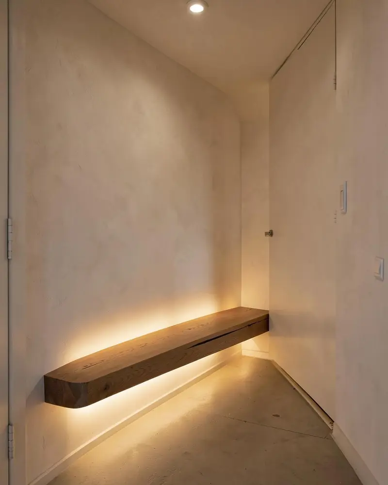 Smart Lighting at Aldestore